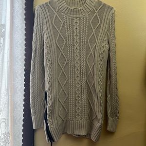 This is an off white banana republic sweater.